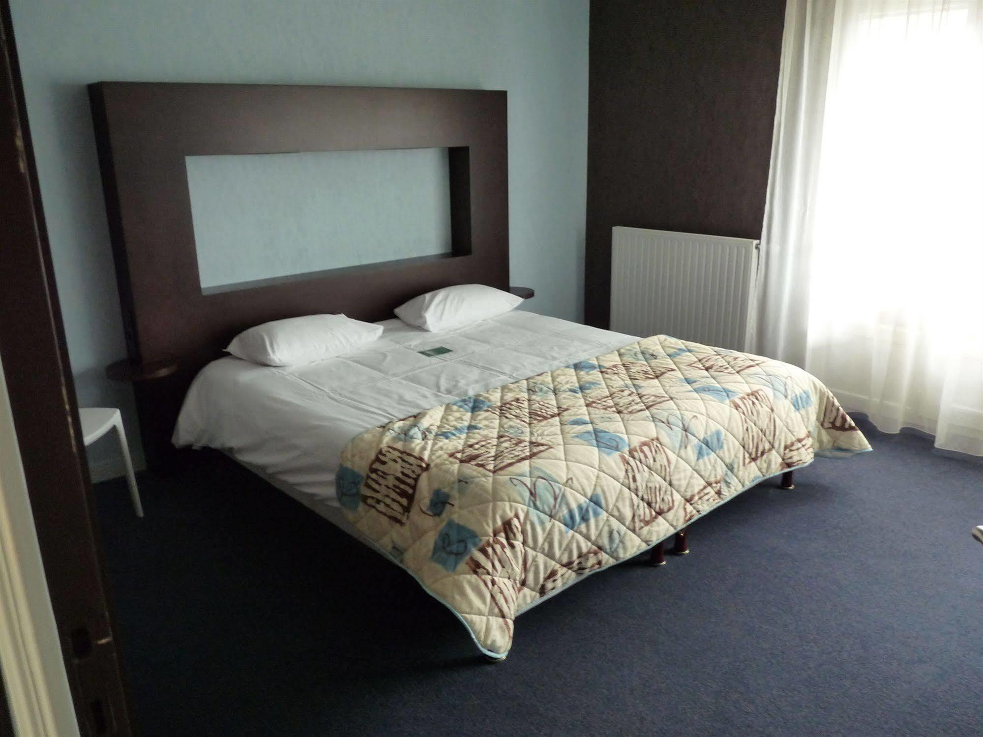 Logis Golfe Hotel Vannes Zewnętrze zdjęcie